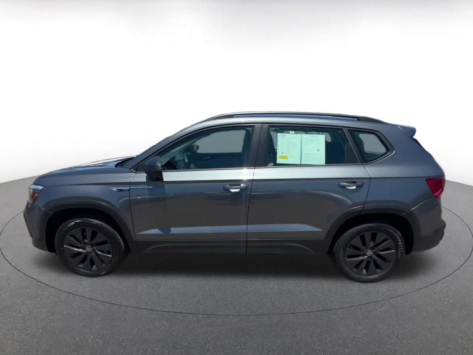 Thumbnail: 2024 Volkswagen Taos - 8