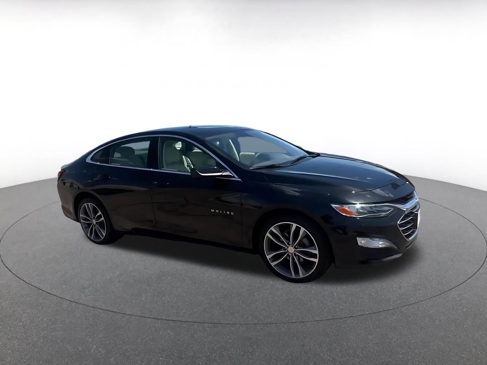 Thumbnail: 2024 Chevrolet Malibu - 2