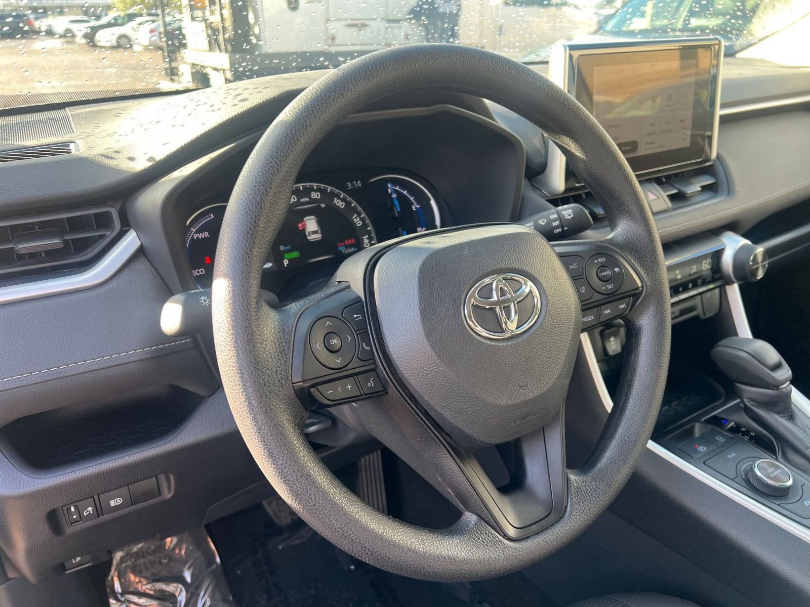 Thumbnail: 2025 Toyota RAV4 - 28