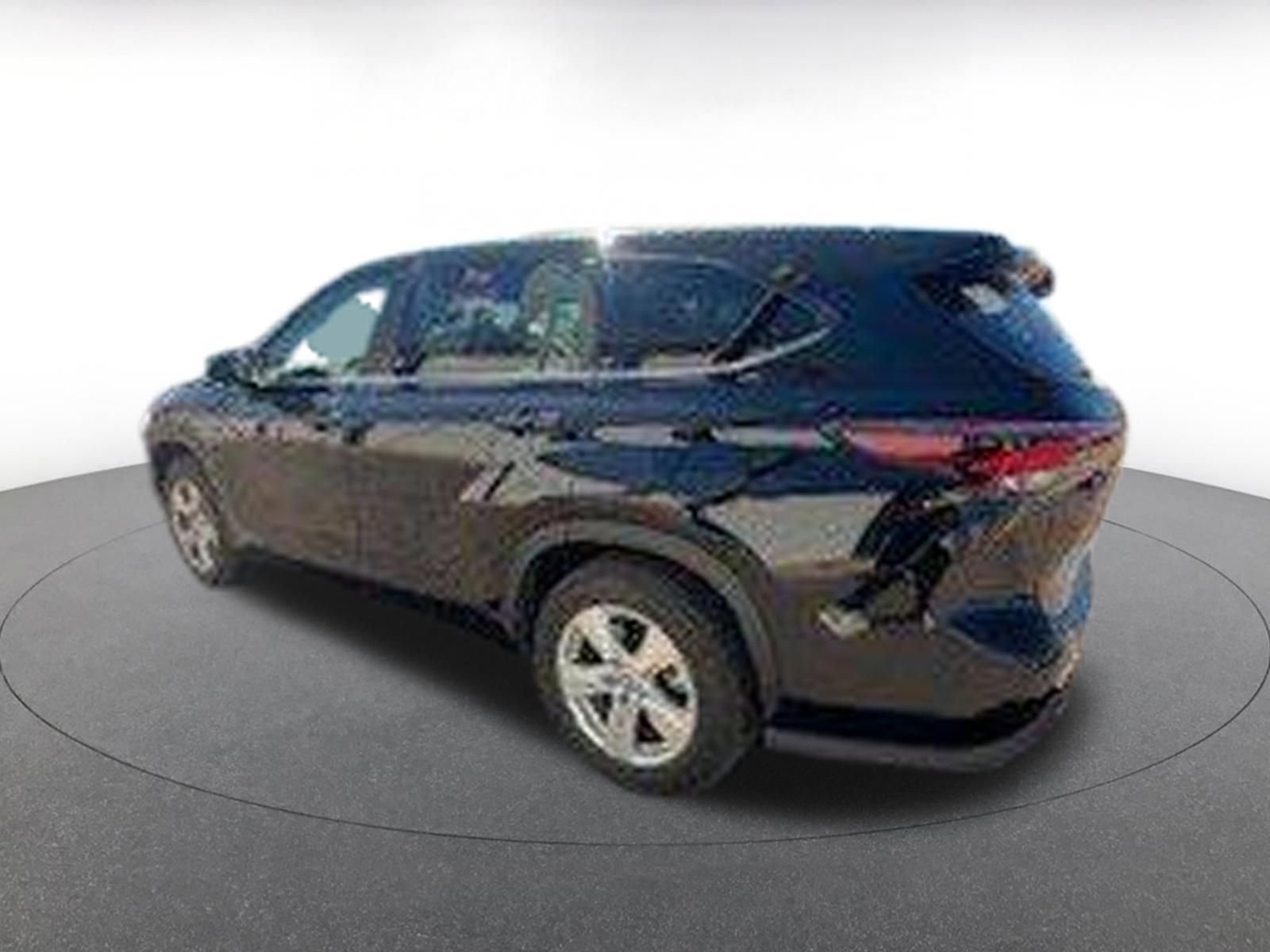 Thumbnail: 2025 Toyota Highlander - 7