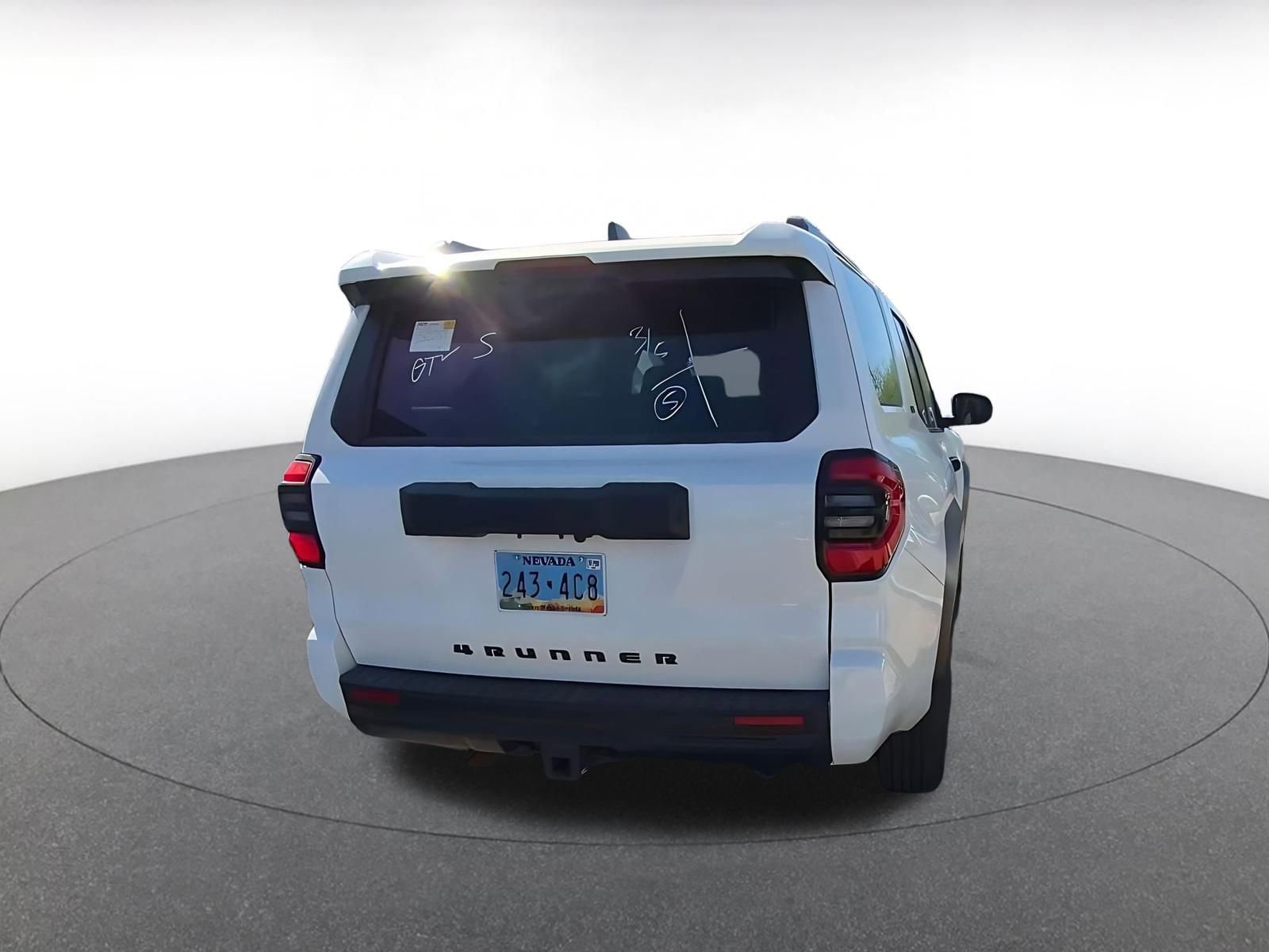 Thumbnail: 2025 Toyota 4Runner - 6