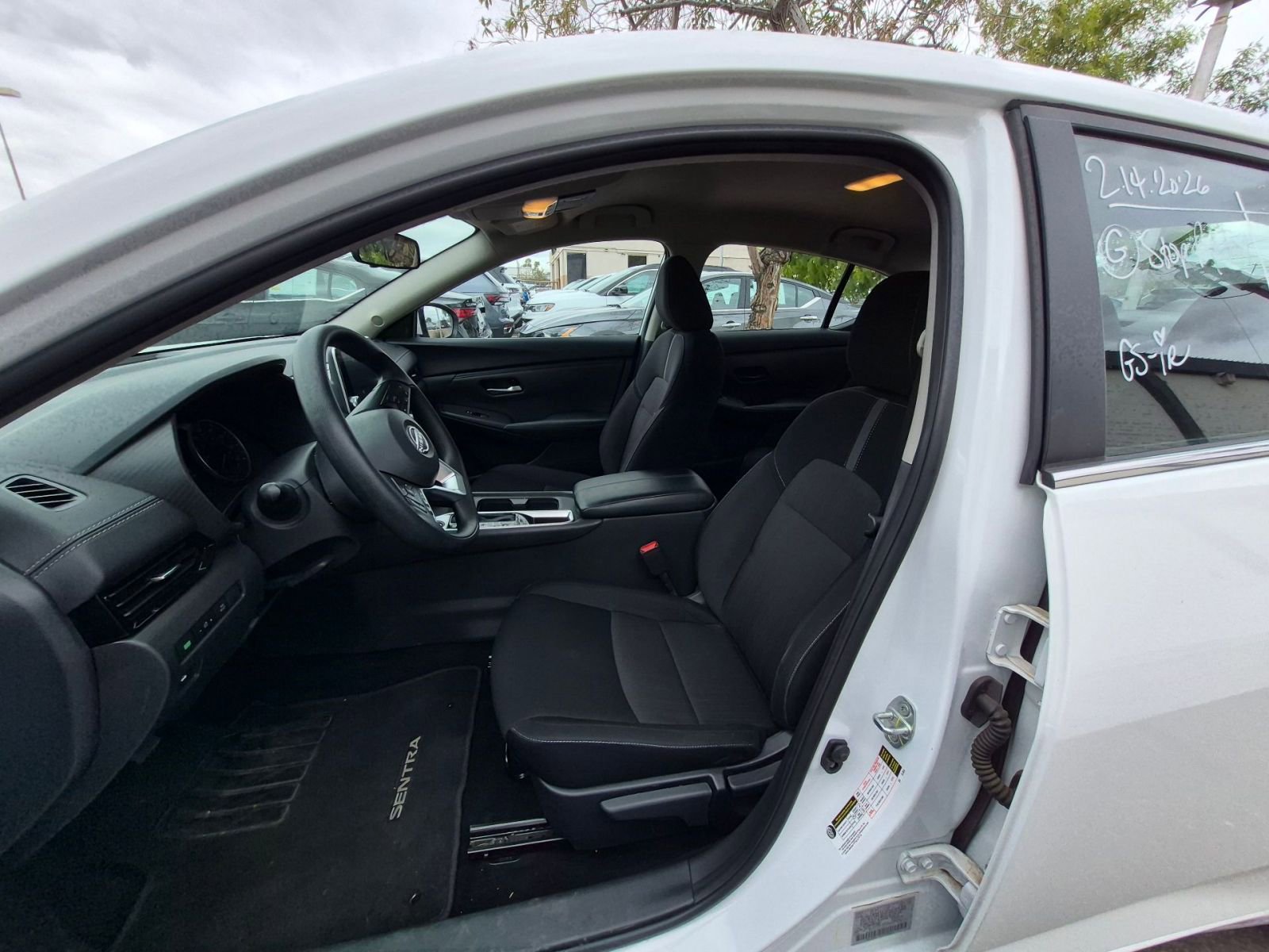 Thumbnail: 2025 Nissan Sentra - 11