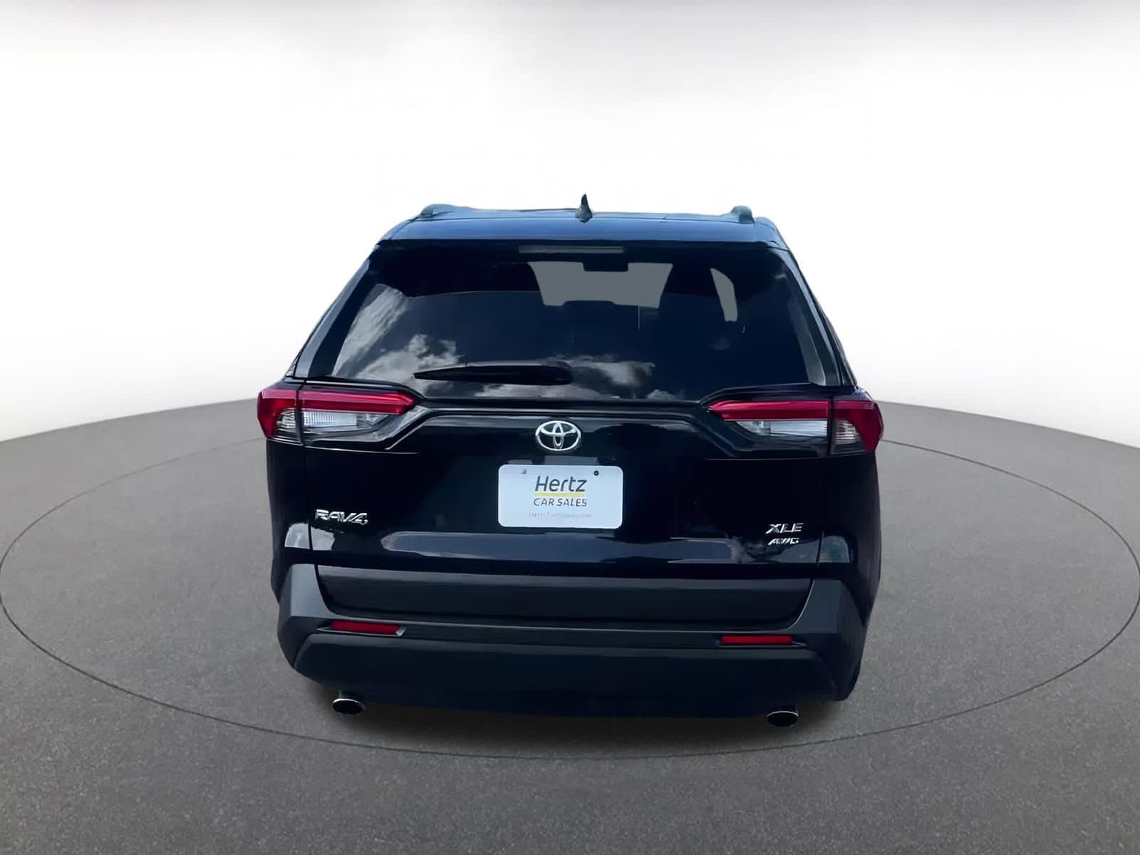 Thumbnail: 2025 Toyota RAV4 - 12