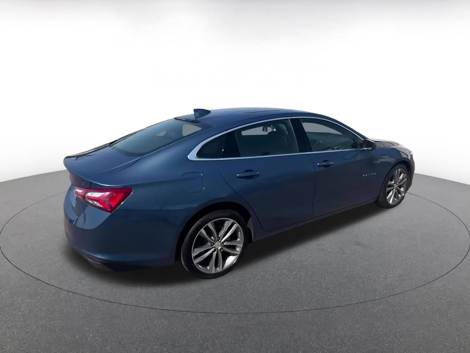 Thumbnail: 2024 Chevrolet Malibu - 14