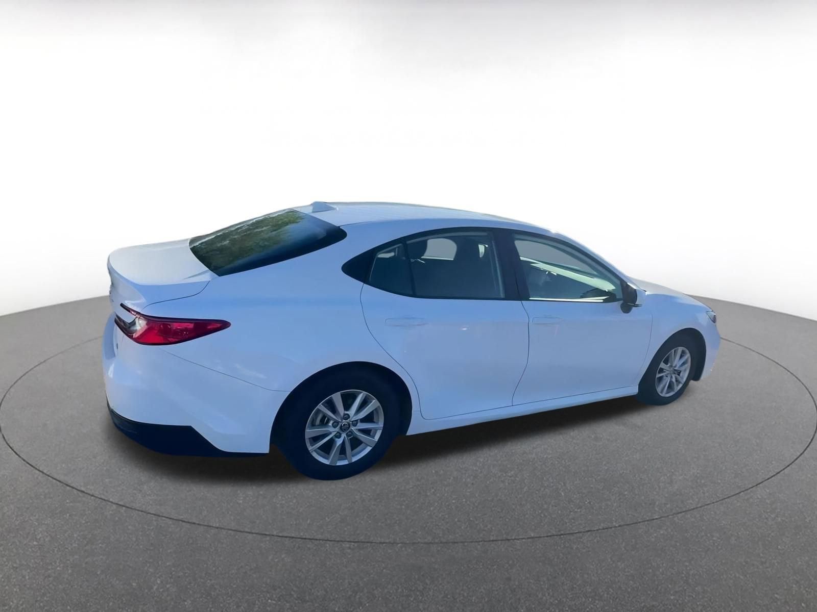 Thumbnail: 2025 Toyota Camry - 15