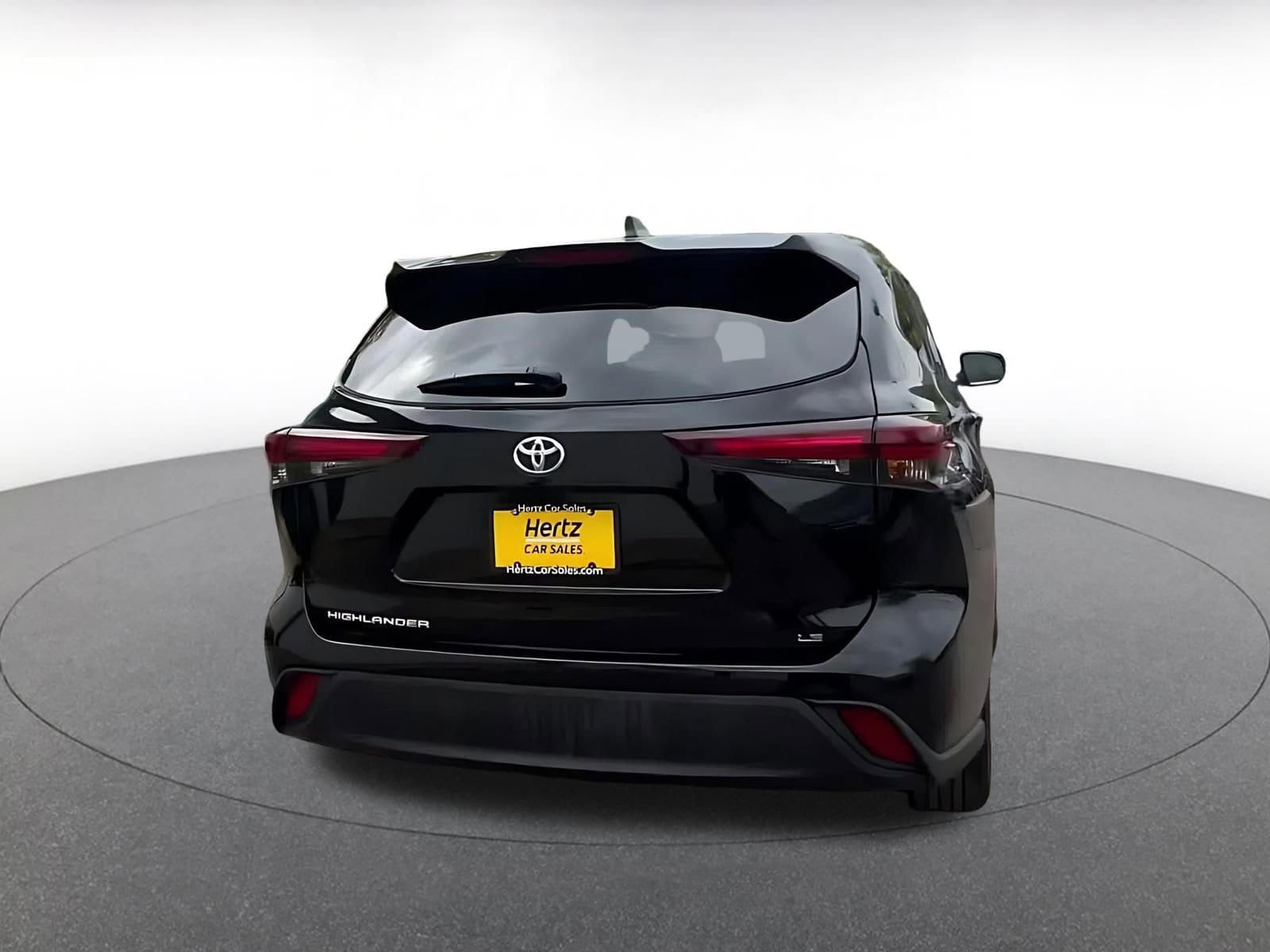 Thumbnail: 2025 Toyota Highlander - 14