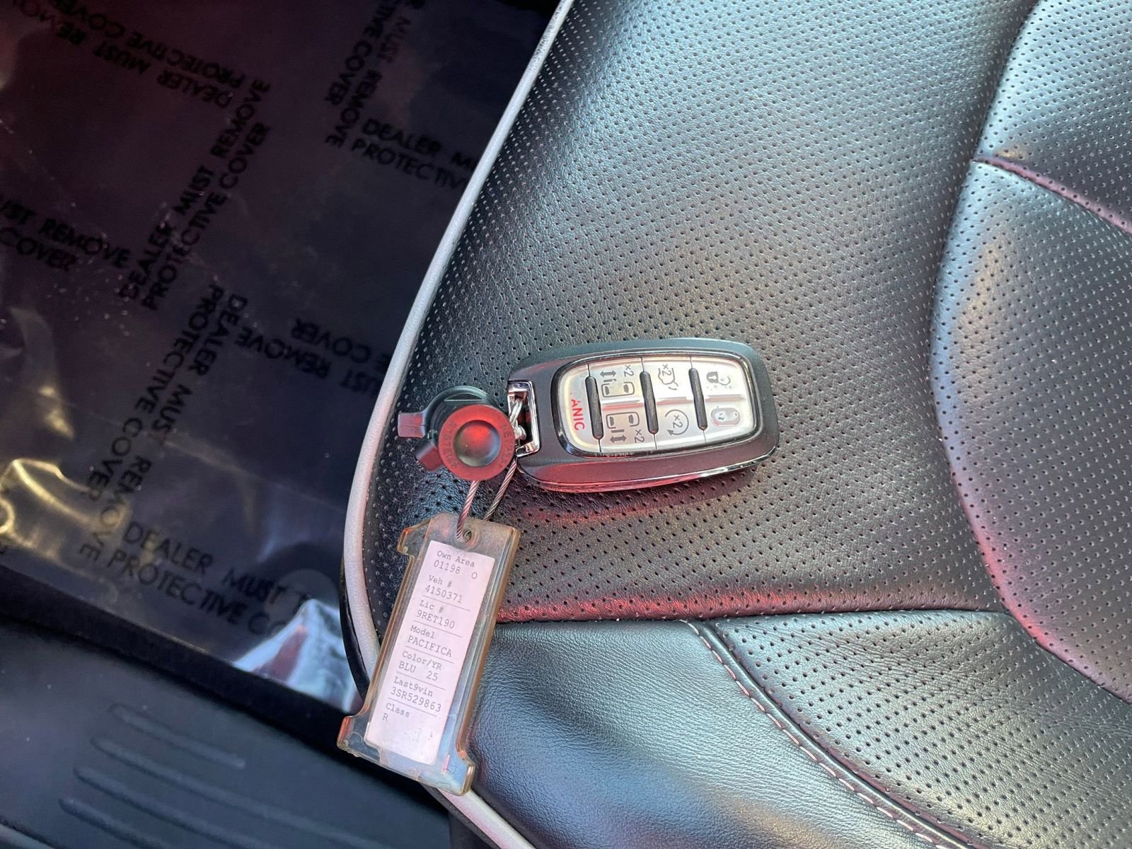 Thumbnail: 2025 Chrysler Pacifica - 27