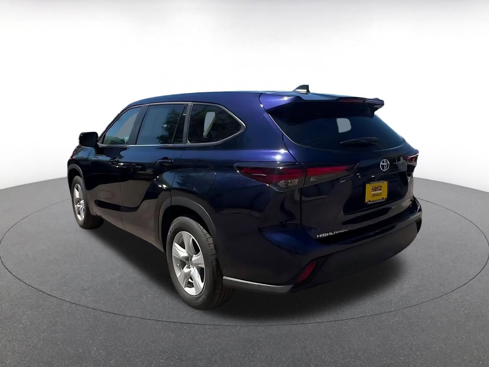 Thumbnail: 2025 Toyota Highlander - 11