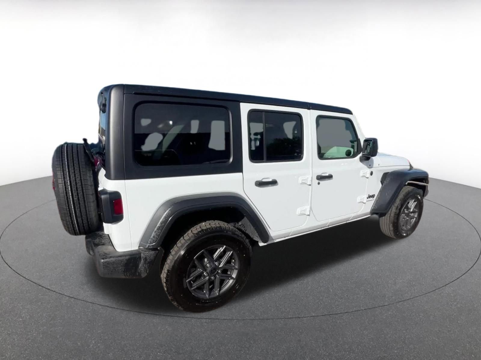Thumbnail: 2025 Jeep Wrangler - 14