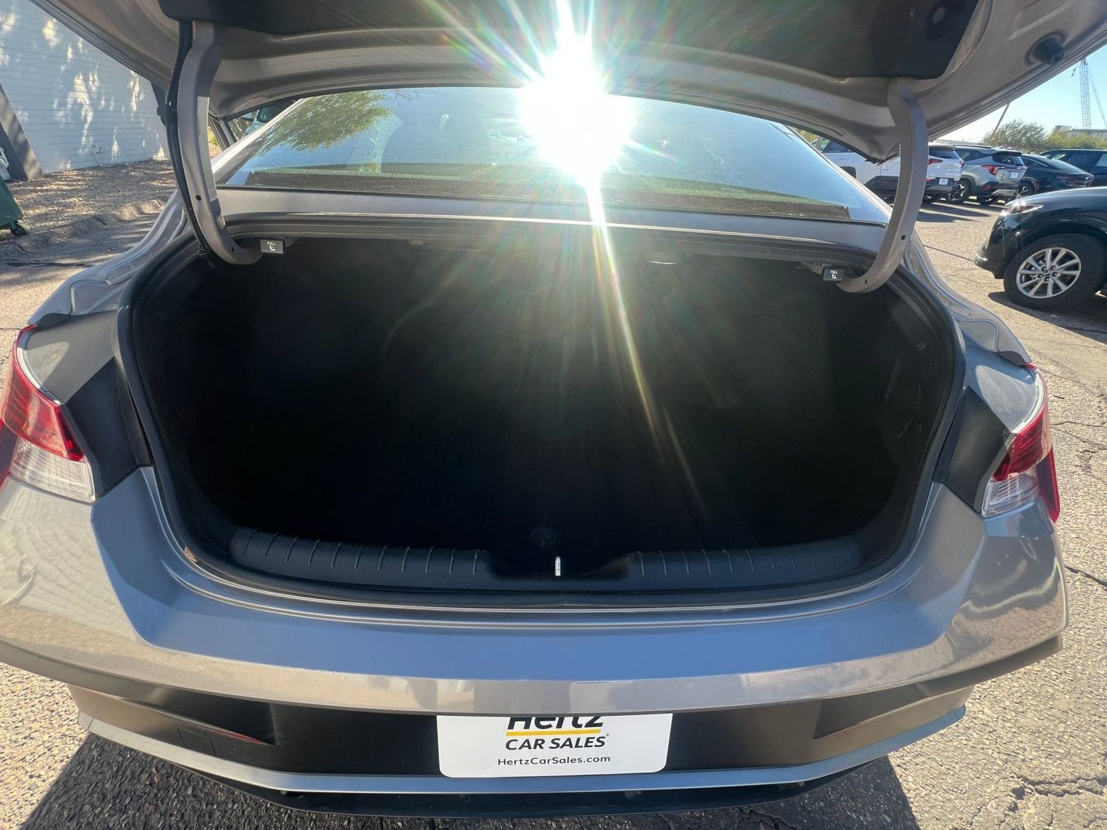 Thumbnail: 2025 Hyundai Elantra - 31