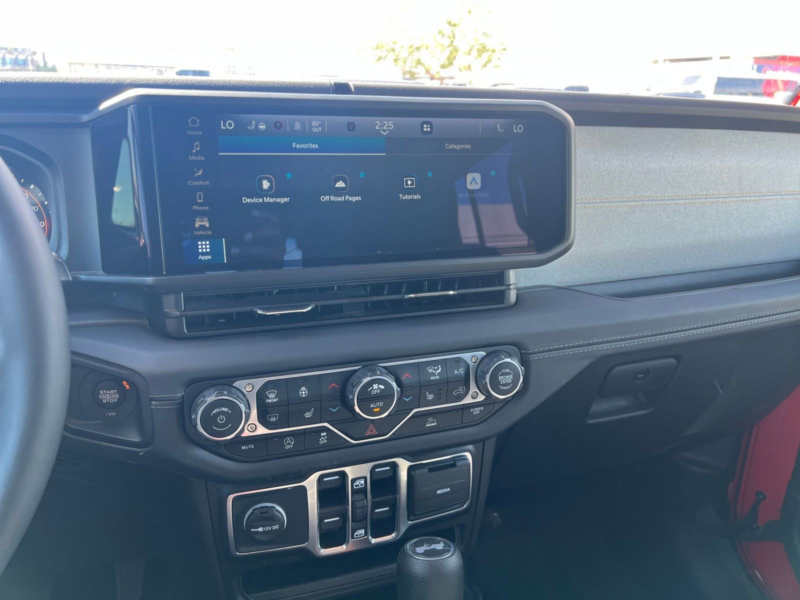 Thumbnail: 2025 Jeep Wrangler - 21