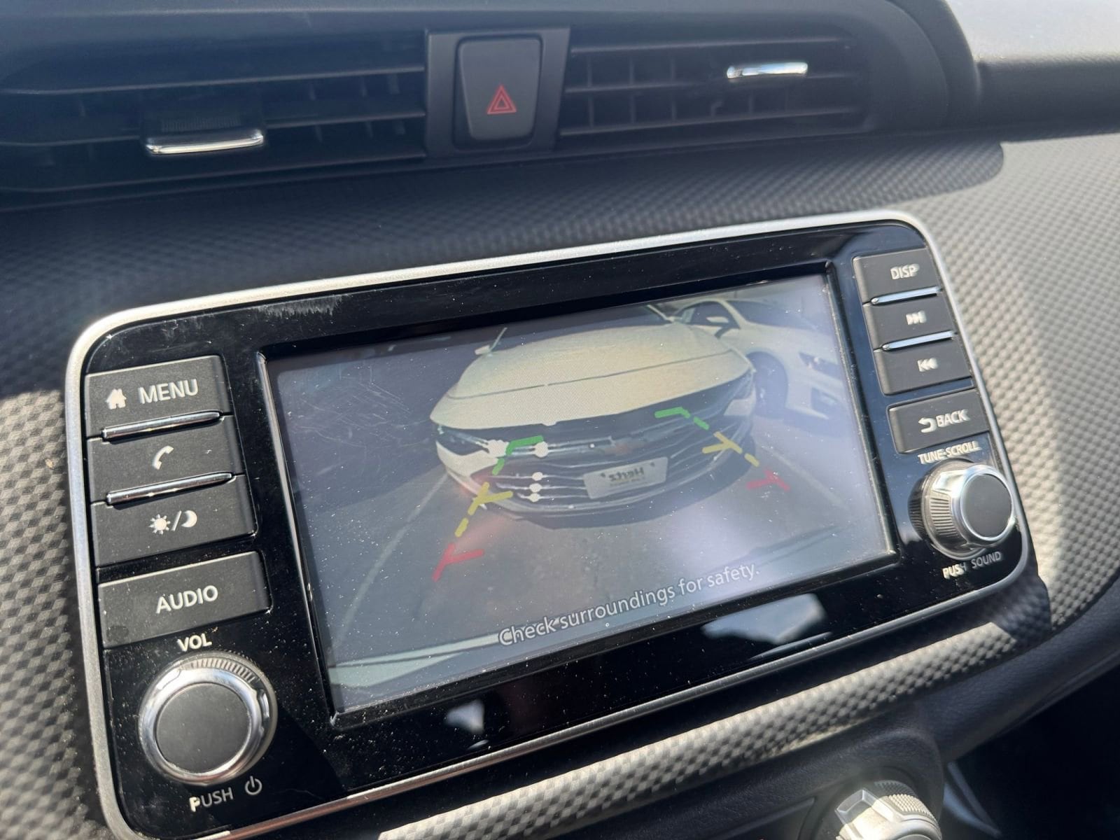2024 Nissan Kicks S 17