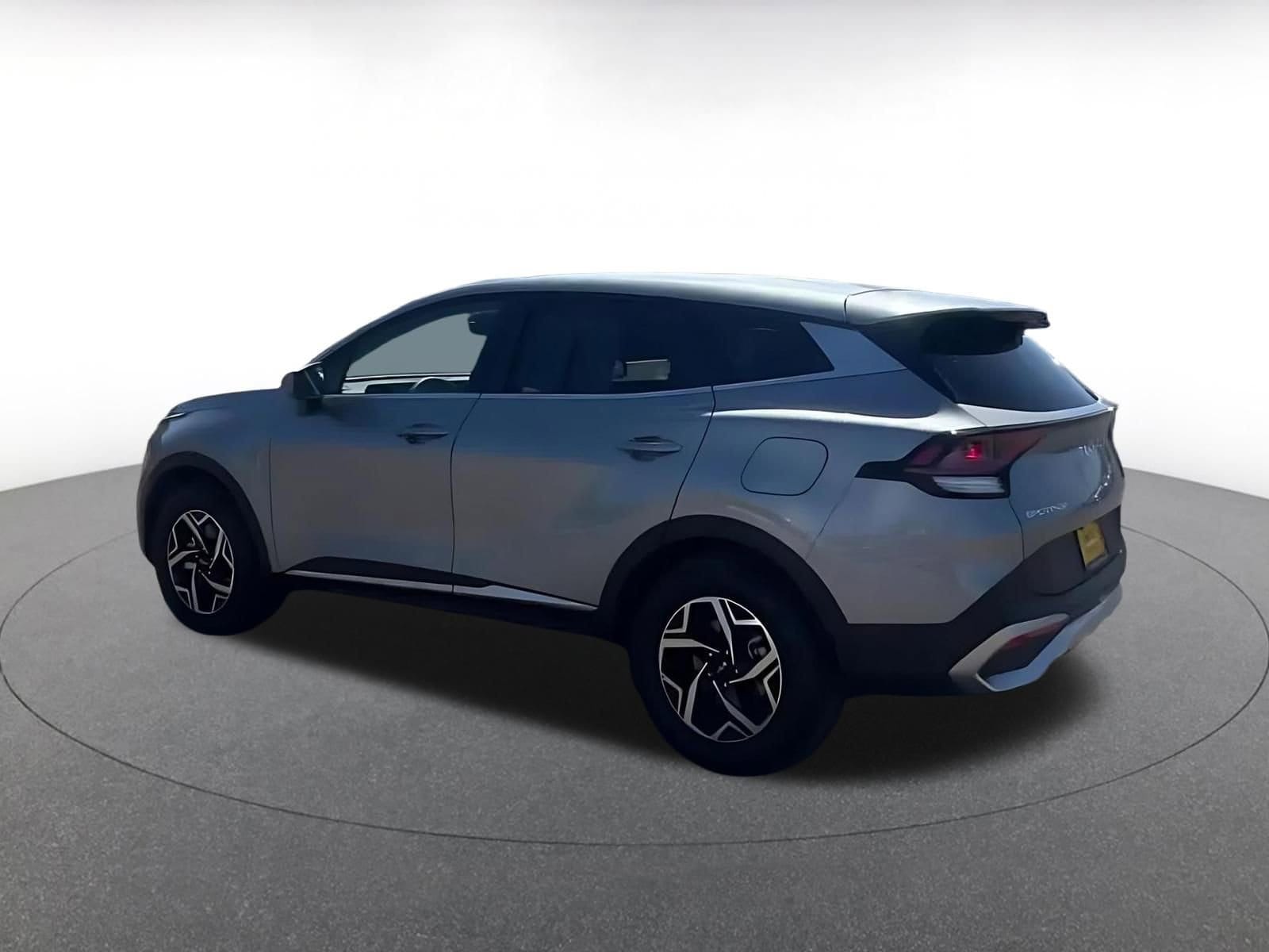 Thumbnail: 2025 Kia Sportage - 10