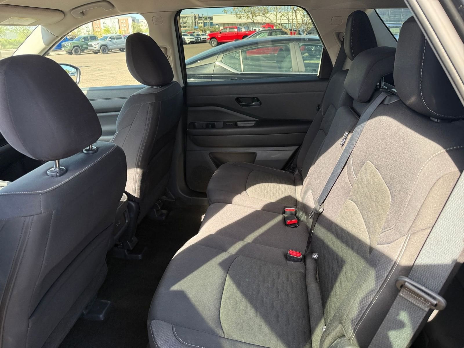 Thumbnail: 2025 Nissan Pathfinder - 28