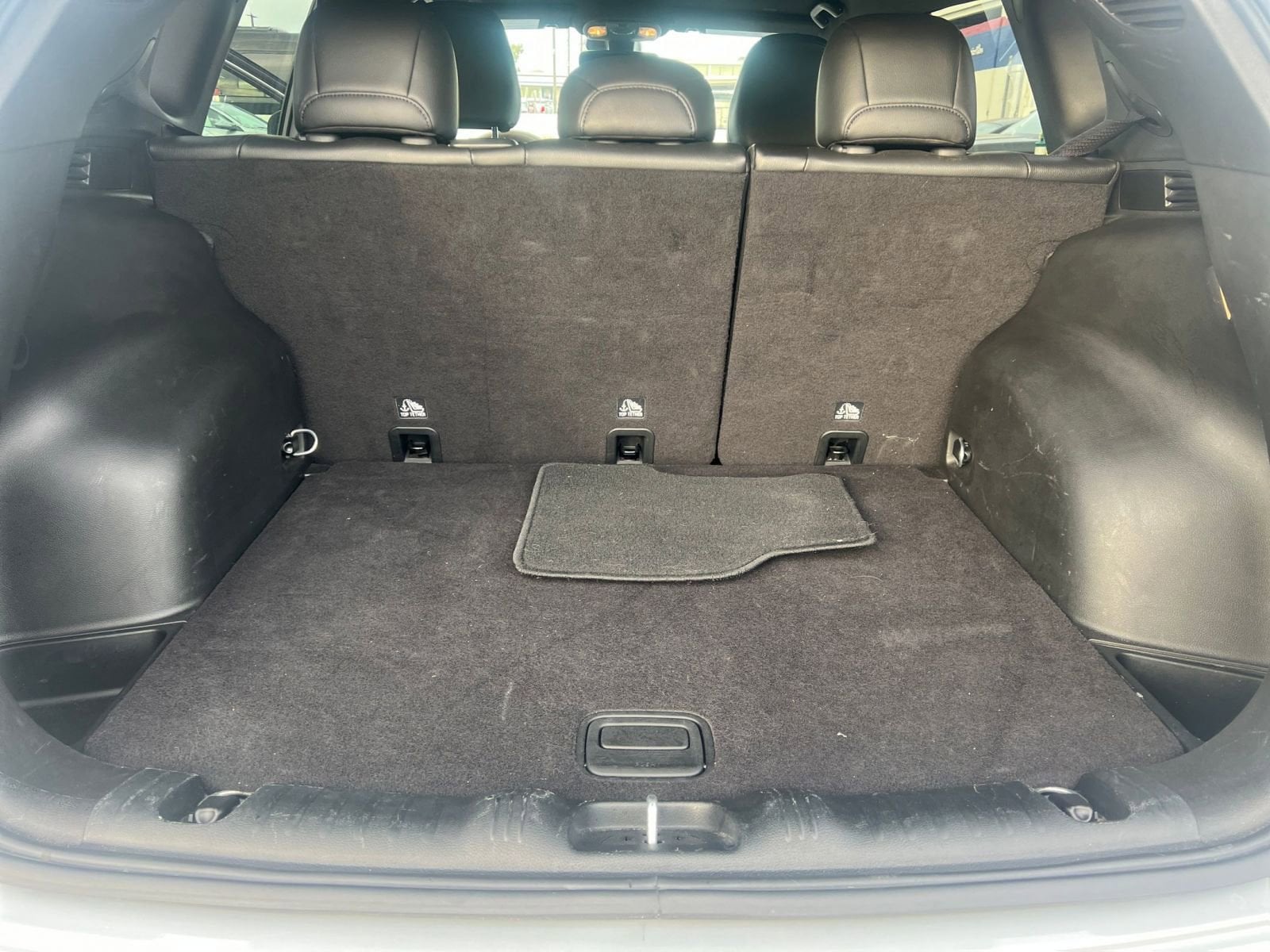 Thumbnail: 2025 Jeep Compass - 31