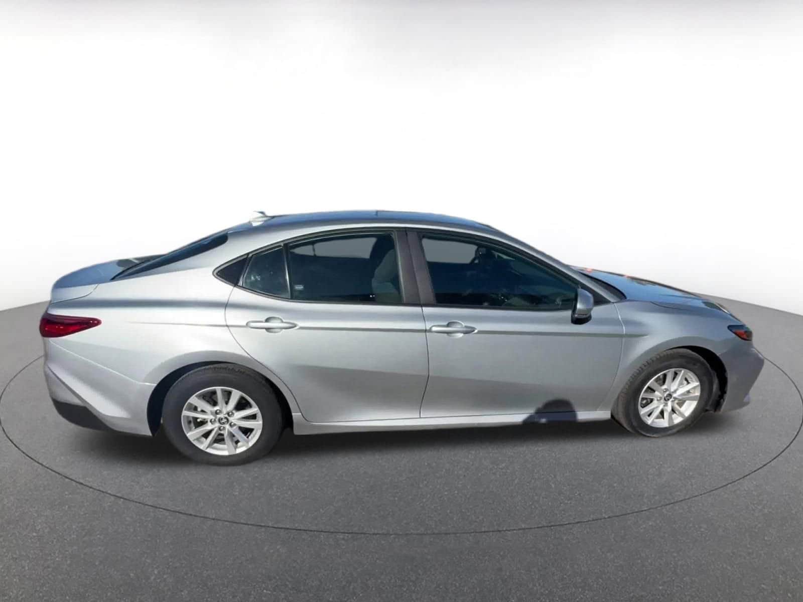 Thumbnail: 2025 Toyota Camry - 16