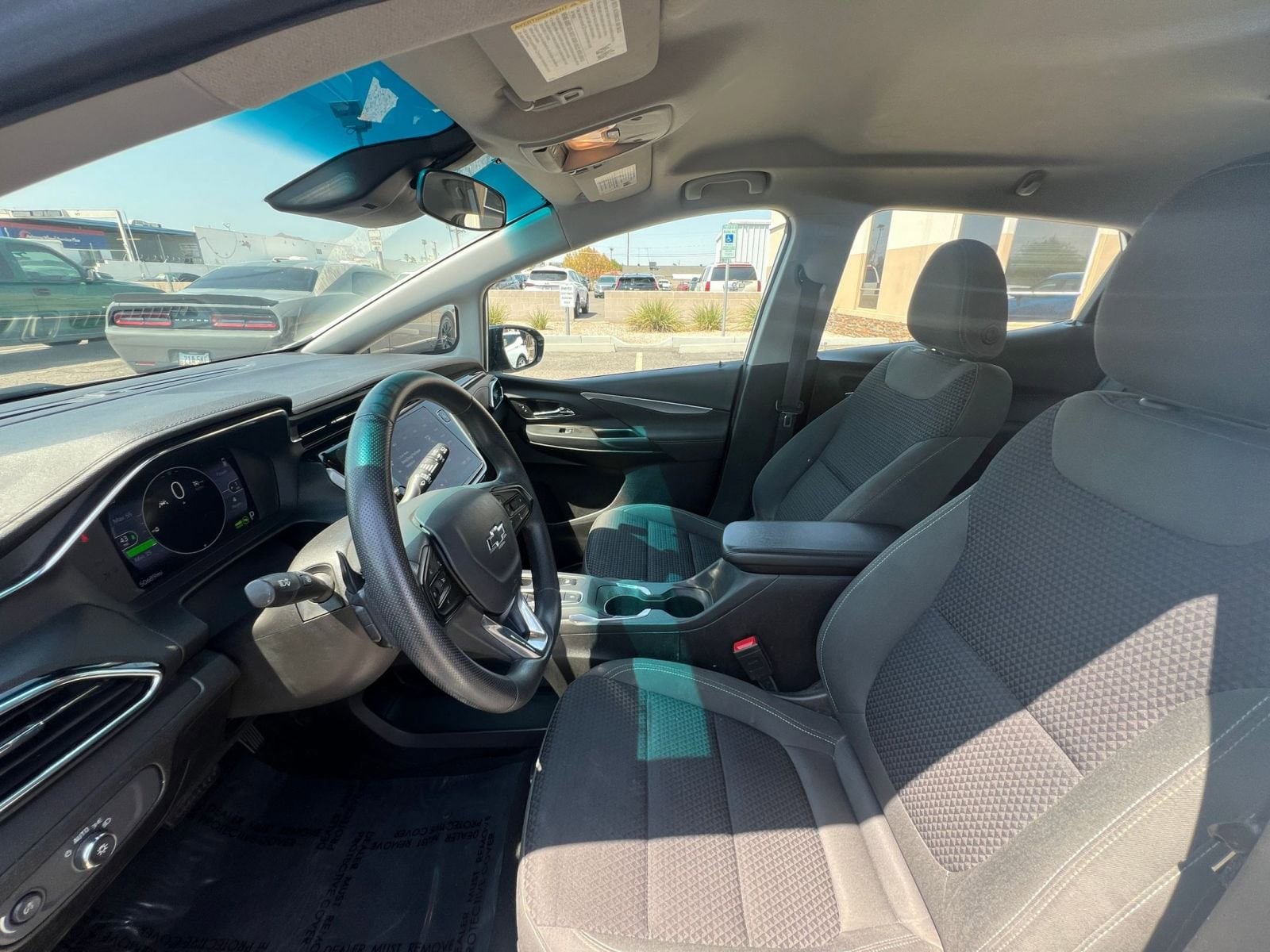Thumbnail: 2023 Chevrolet Bolt EV - 31