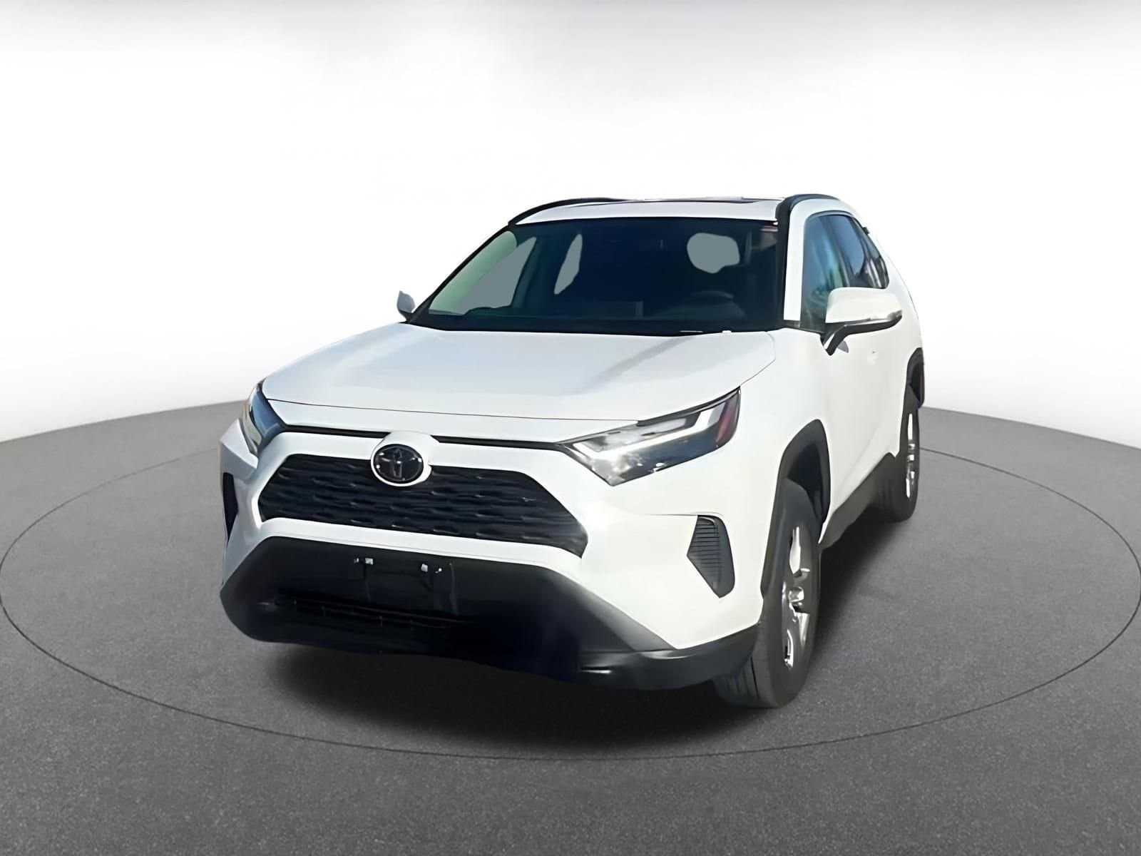 Thumbnail: 2025 Toyota RAV4 - 4