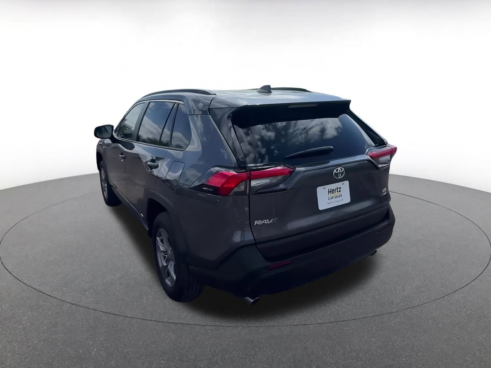 Thumbnail: 2025 Toyota RAV4 - 11