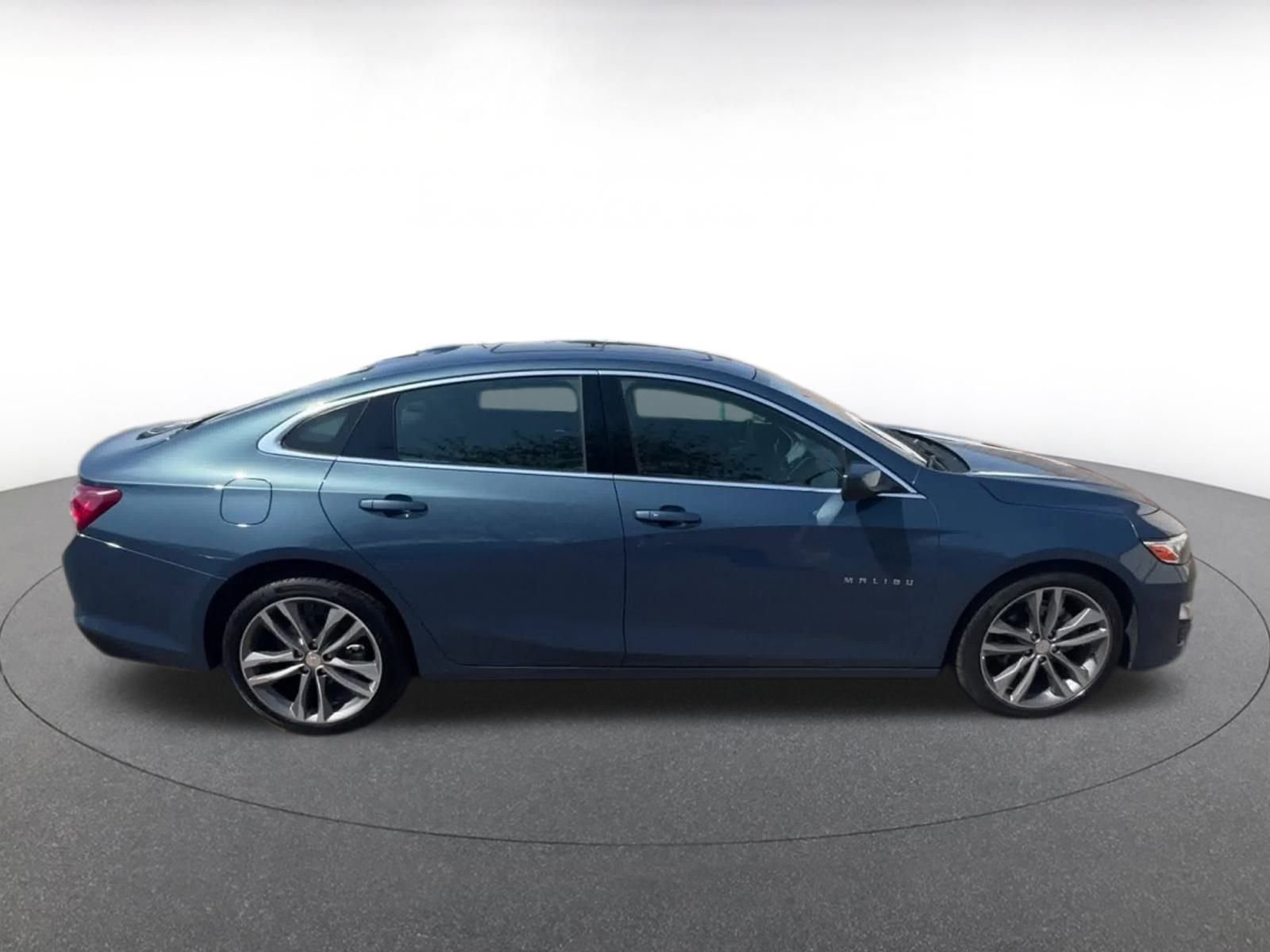 Thumbnail: 2024 Chevrolet Malibu - 16