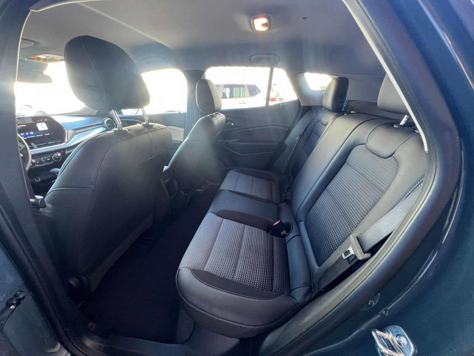 Thumbnail: 2025 Chevrolet Trax - 25