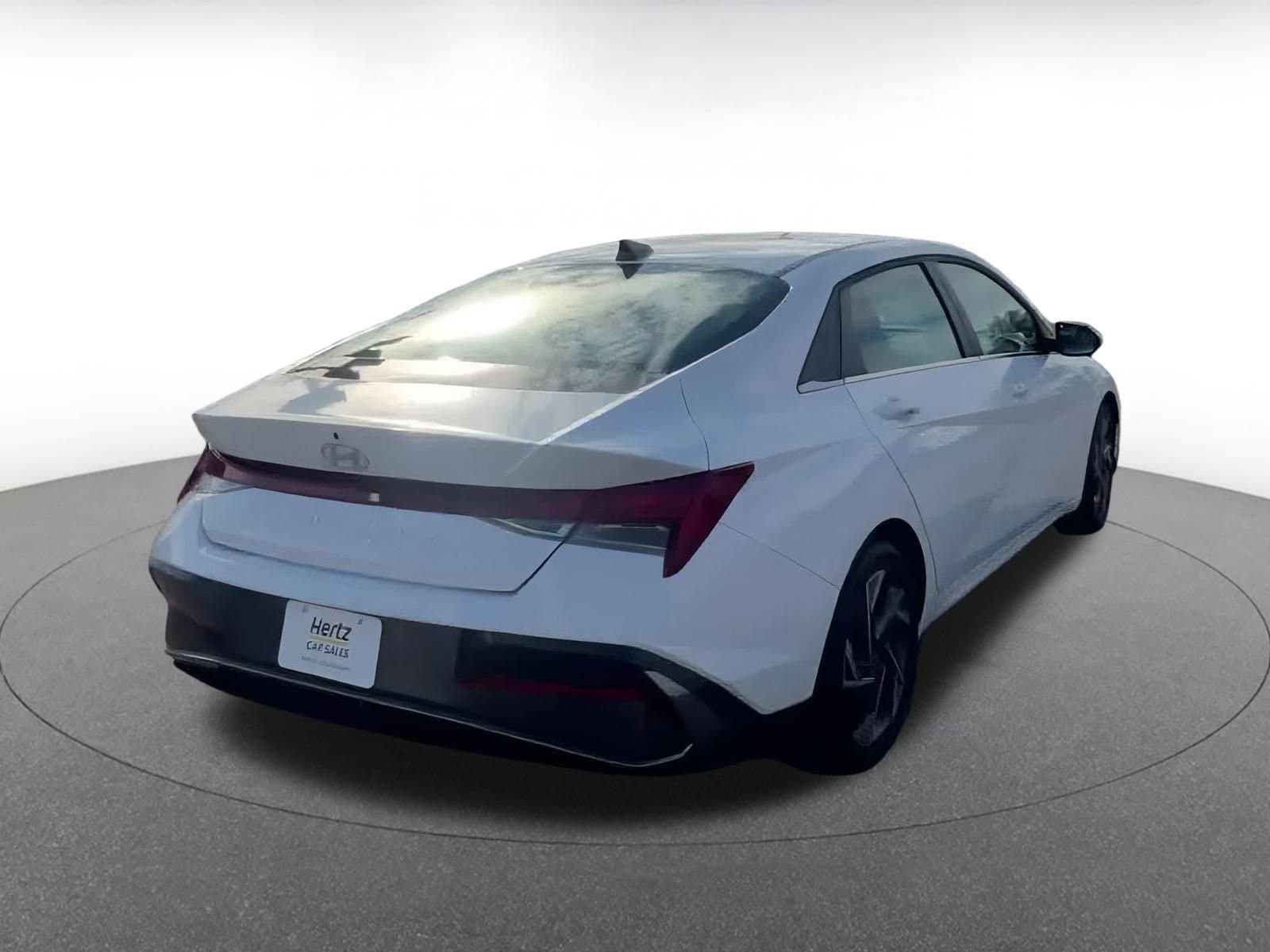 Thumbnail: 2025 Hyundai Elantra - 14