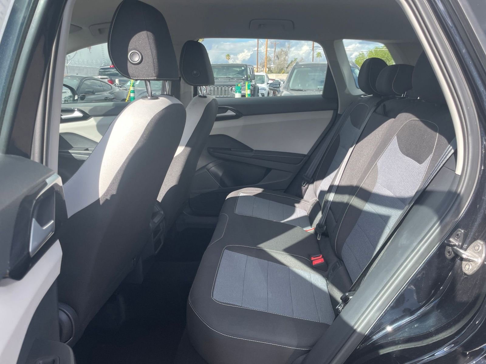 Thumbnail: 2025 Volkswagen Taos - 23