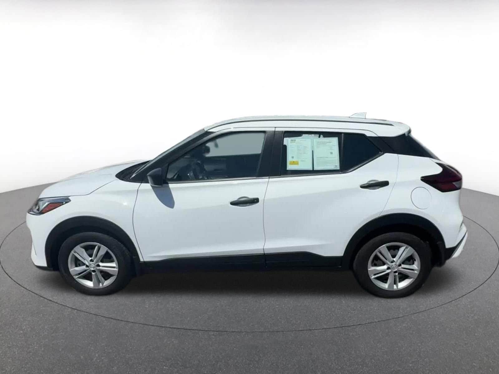 2024 Nissan Kicks S 8