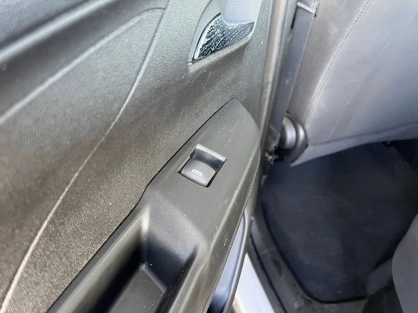 Thumbnail: 2023 Chevrolet Bolt EV - 29