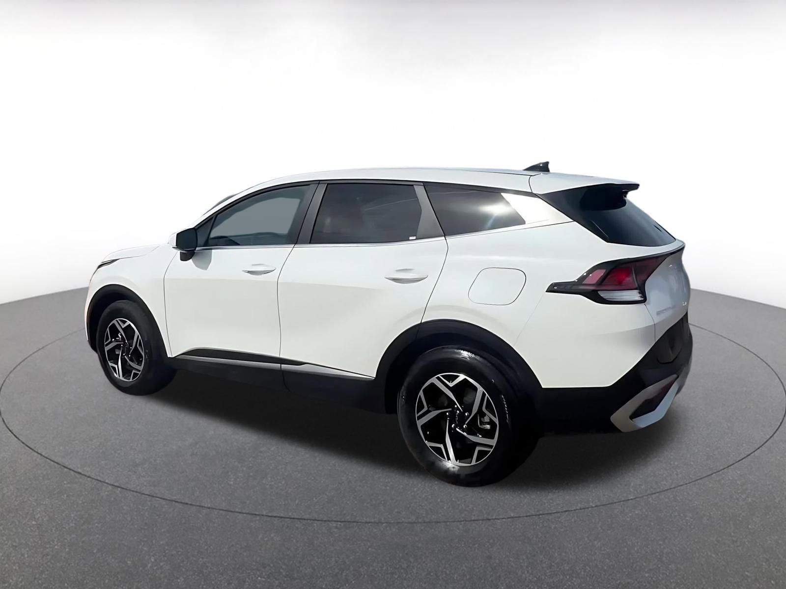 Thumbnail: 2025 Kia Sportage - 10