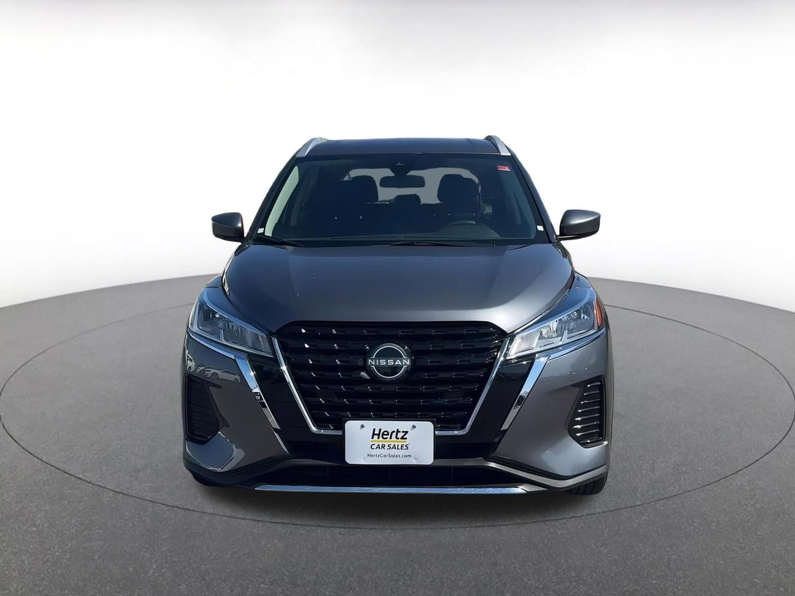 Thumbnail: 2024 Nissan Kicks - 4