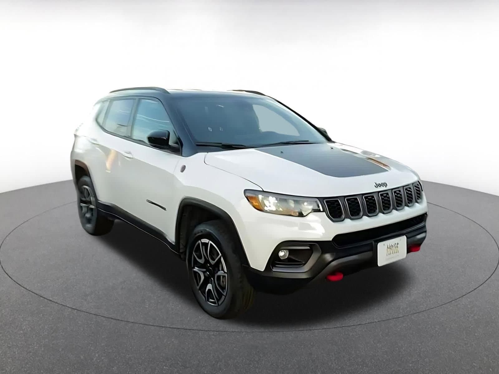 Thumbnail: 2025 Jeep Compass - 3