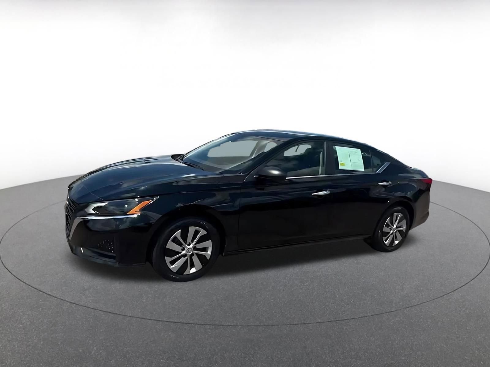 Thumbnail: 2024 Nissan Altima - 7