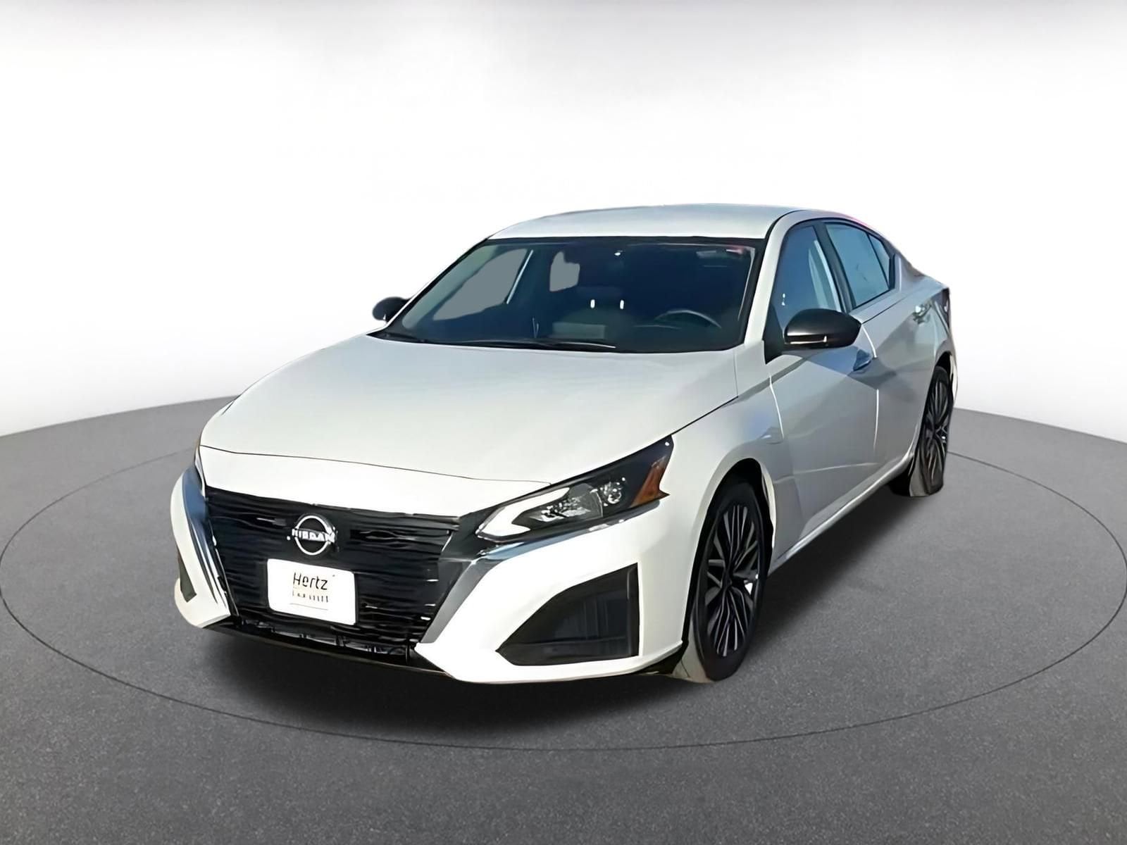 Thumbnail: 2025 Nissan Altima - 7