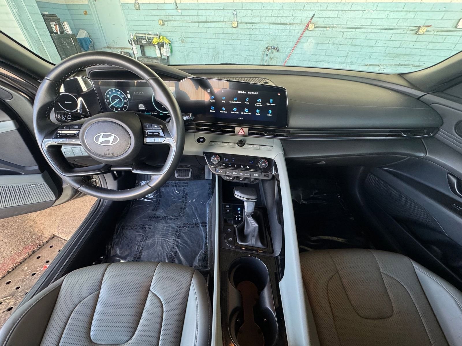 Thumbnail: 2025 Hyundai Elantra - 33