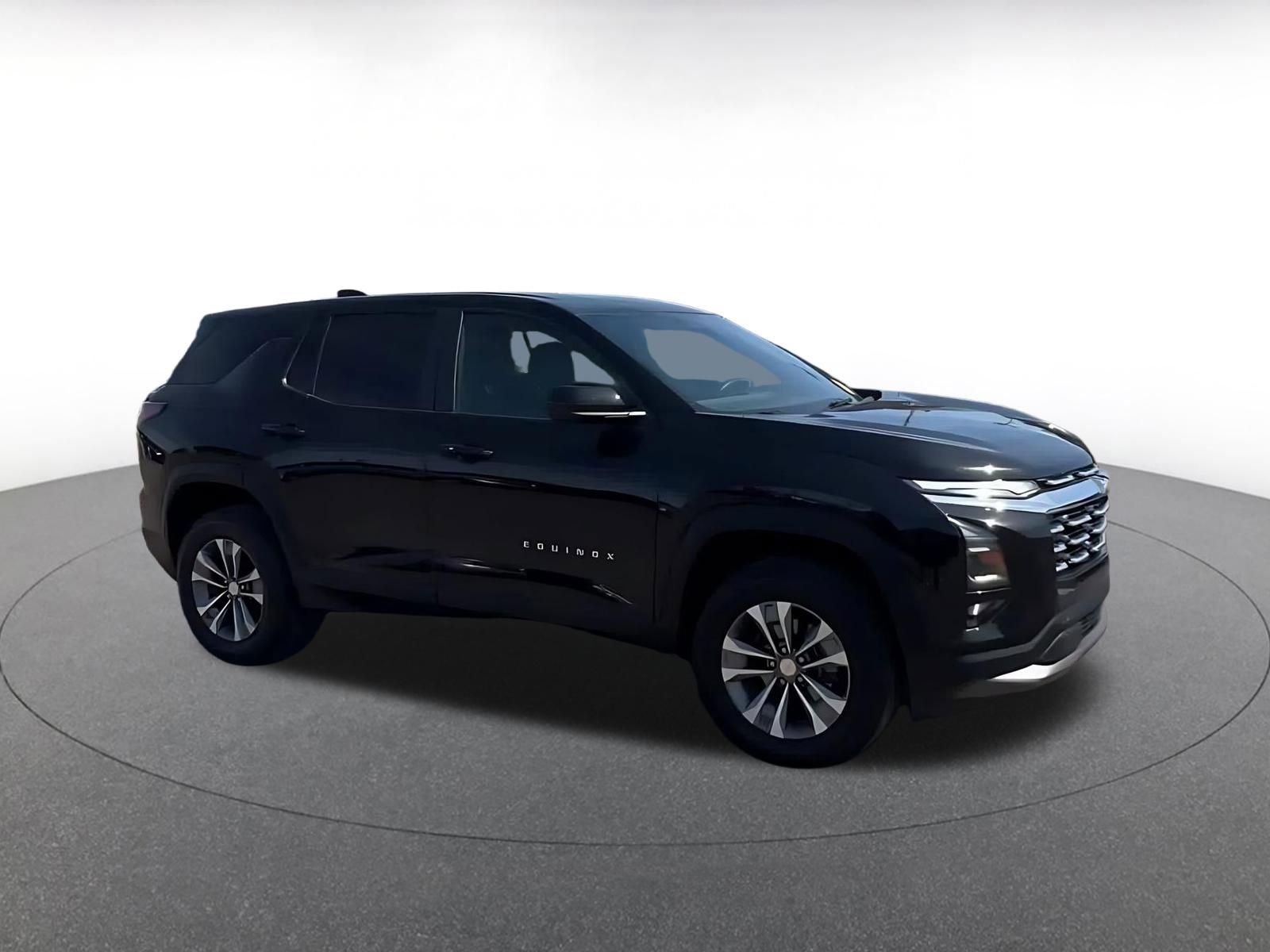 Thumbnail: 2025 Chevrolet Equinox - 2