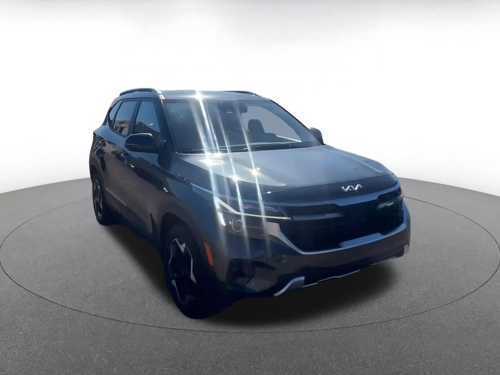 Thumbnail: 2025 Kia Seltos - 3