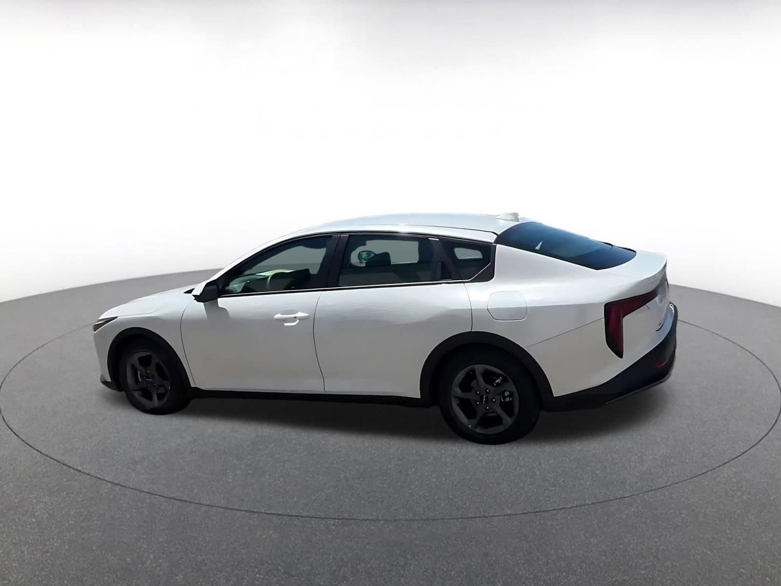 Thumbnail: 2025 Kia K4 - 10