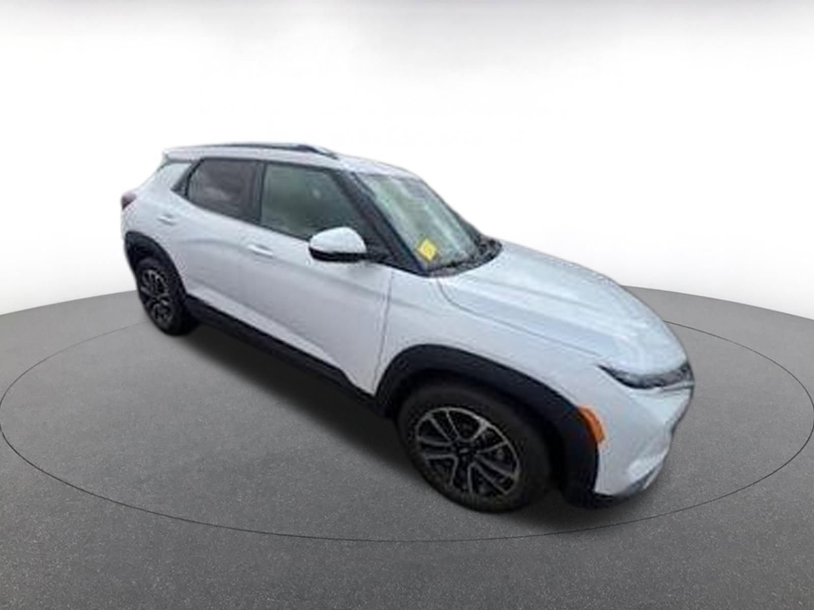 Thumbnail: 2025 Chevrolet TrailBlazer - 2