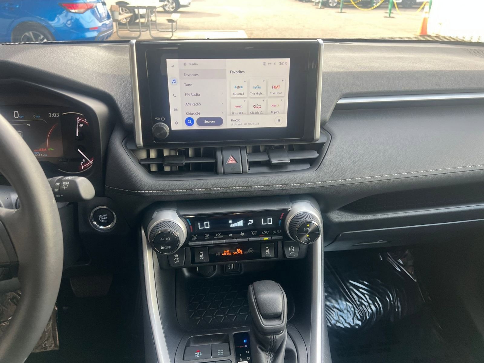 Thumbnail: 2025 Toyota RAV4 - 21