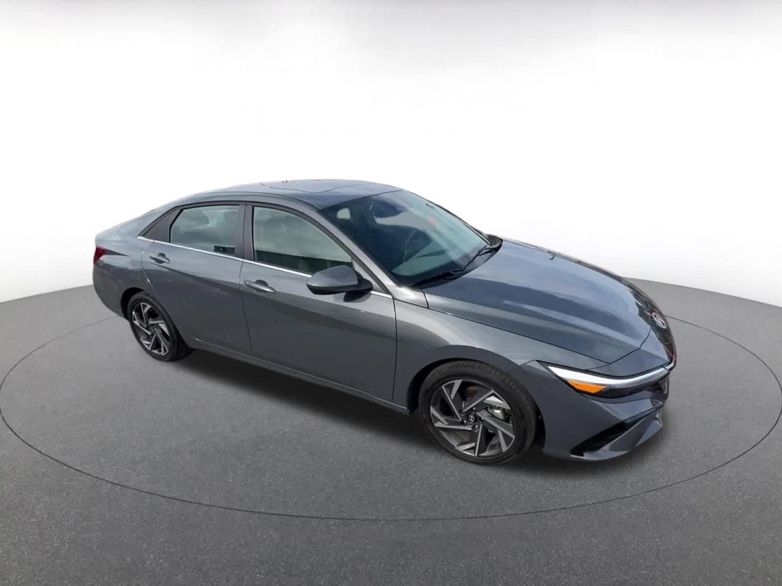 Thumbnail: 2025 Hyundai Elantra - 2