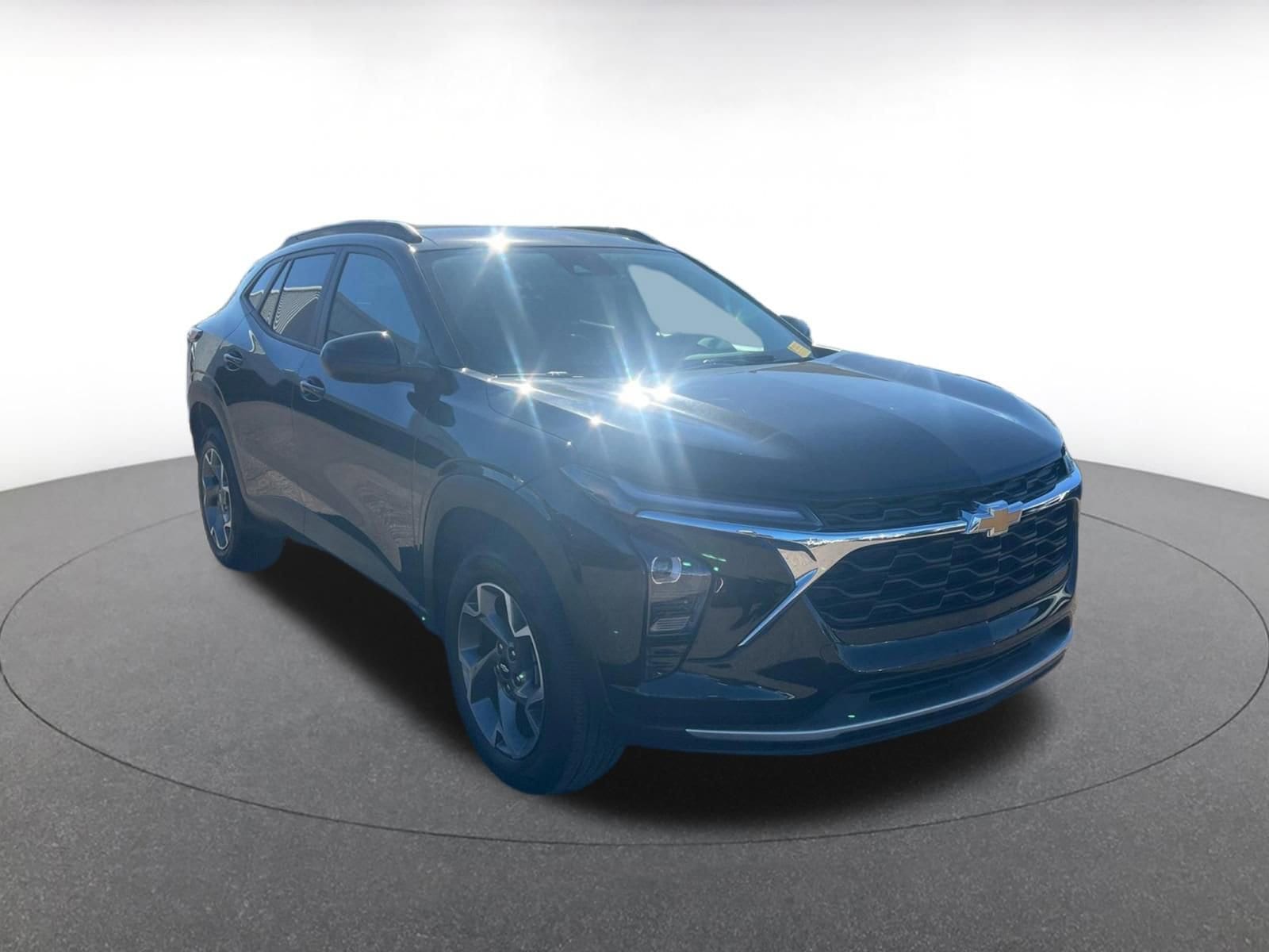 Thumbnail: 2025 Chevrolet Trax - 1