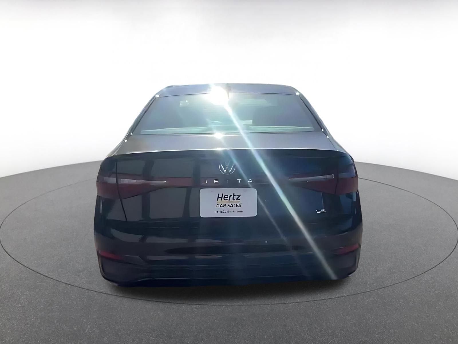 Thumbnail: 2025 Volkswagen Jetta - 15