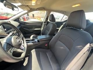 Thumbnail: 2023 Nissan Altima - 10