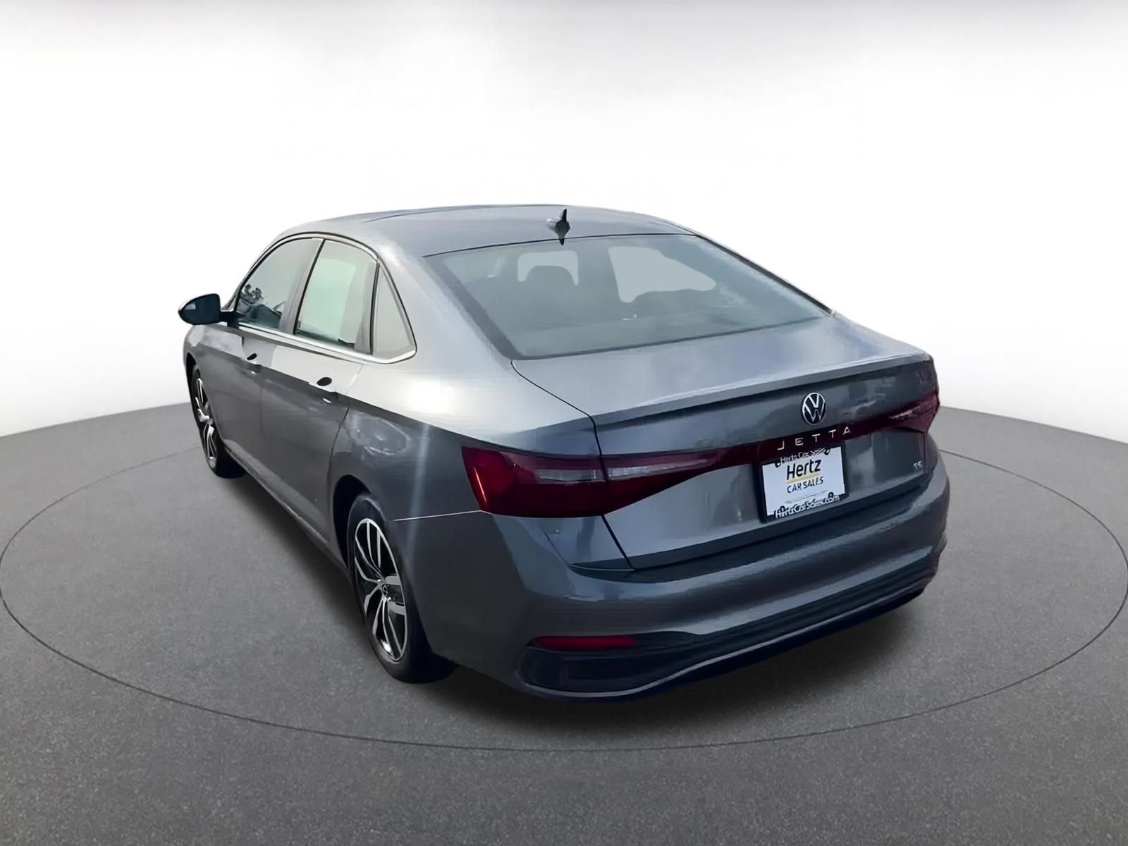 Thumbnail: 2025 Volkswagen Jetta - 4