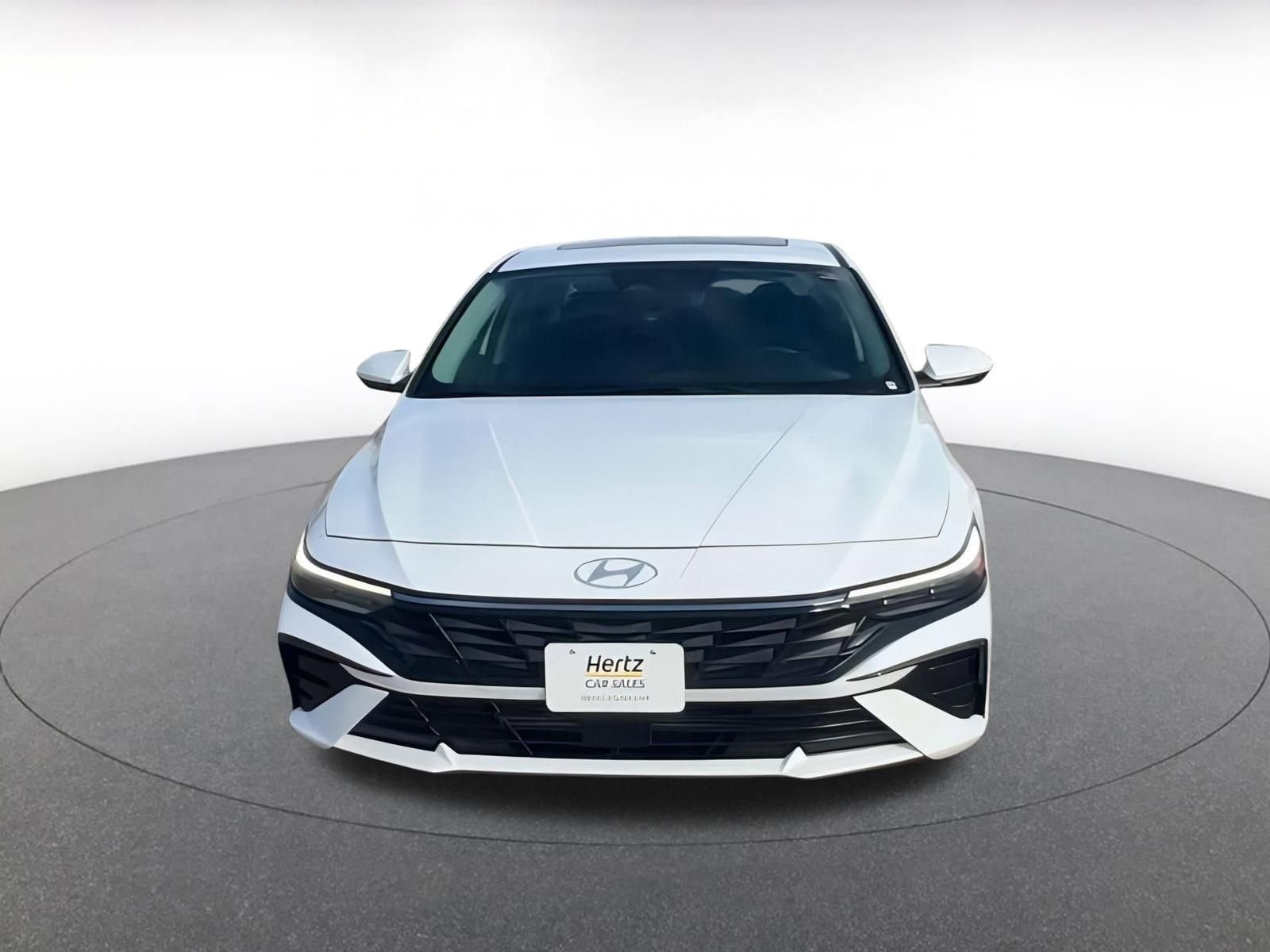 Thumbnail: 2025 Hyundai Elantra - 4