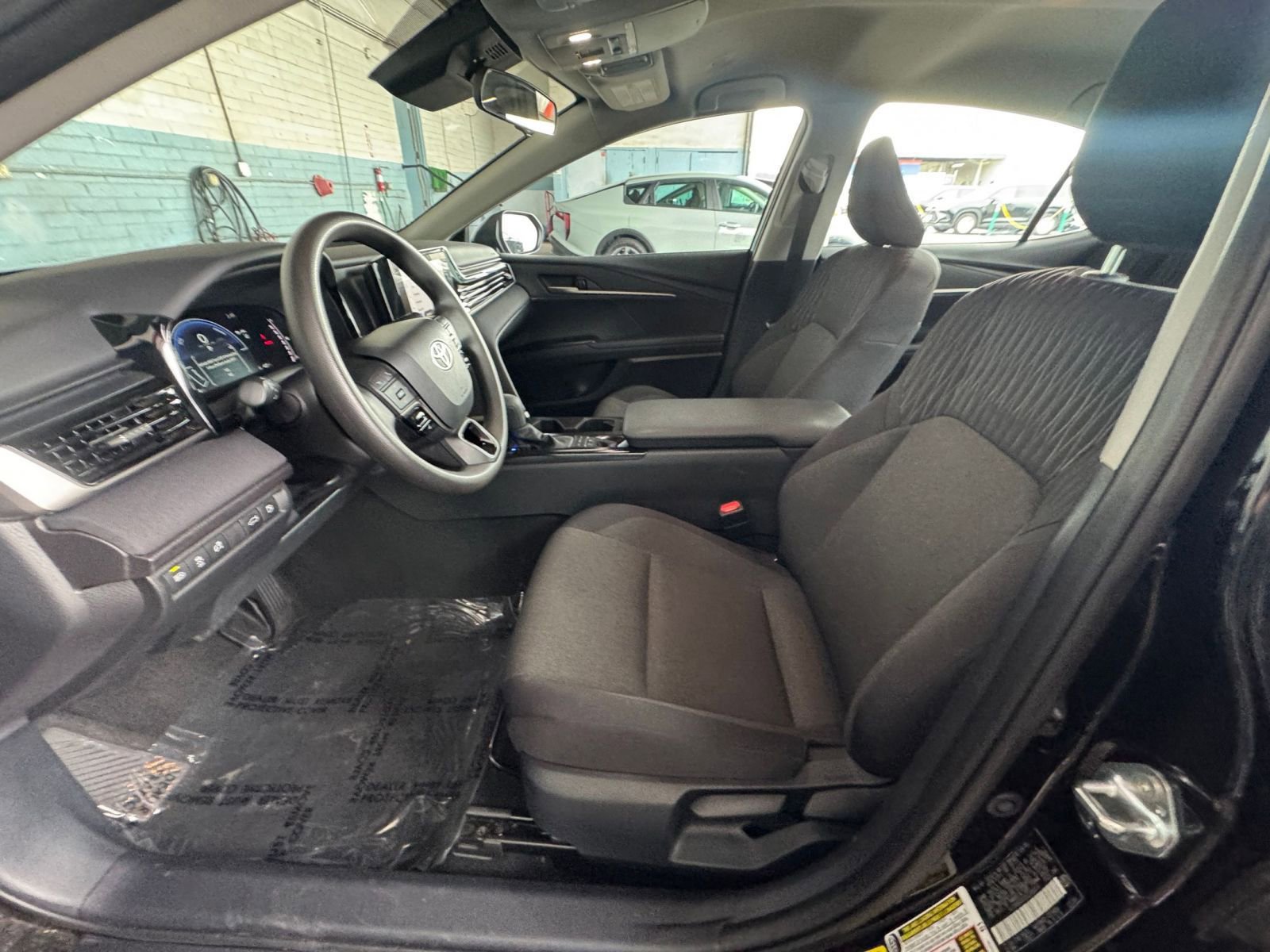 Thumbnail: 2025 Toyota Camry - 24