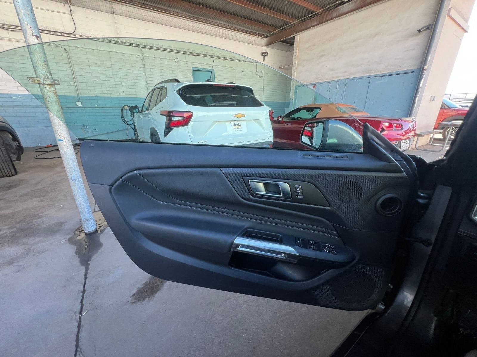 Thumbnail: 2025 Ford Mustang - 18