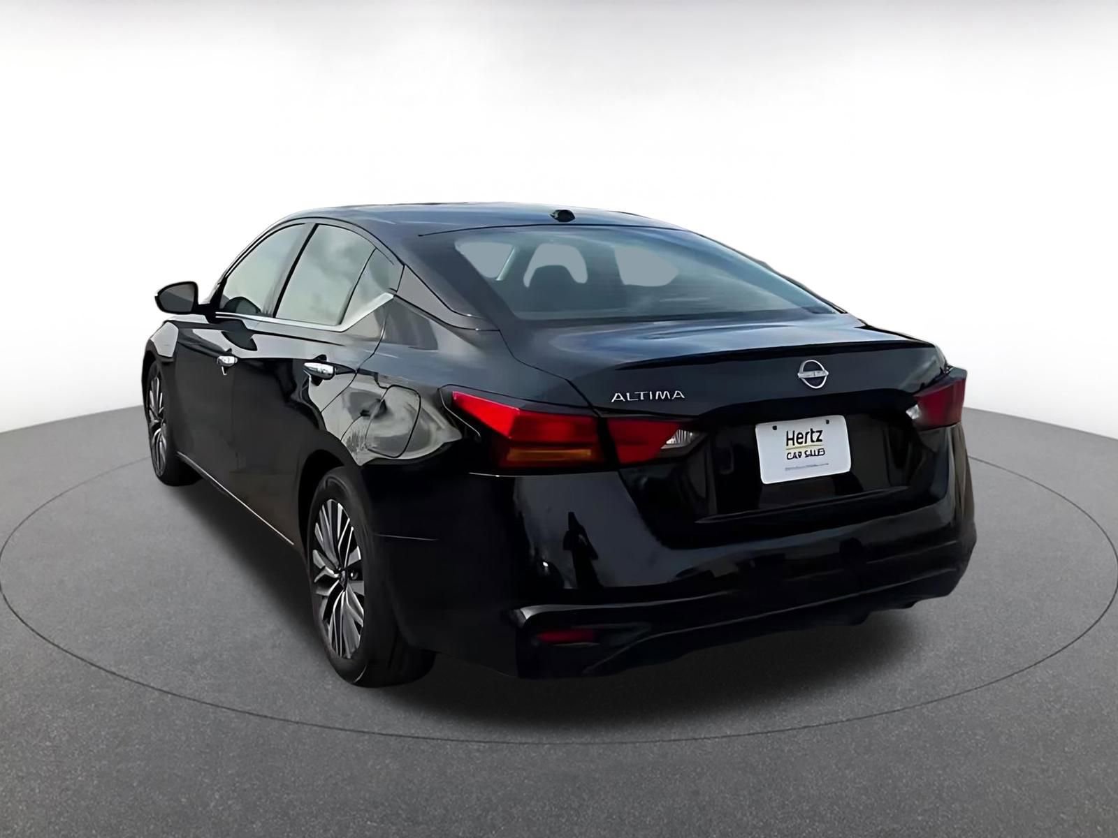 Thumbnail: 2025 Nissan Altima - 10