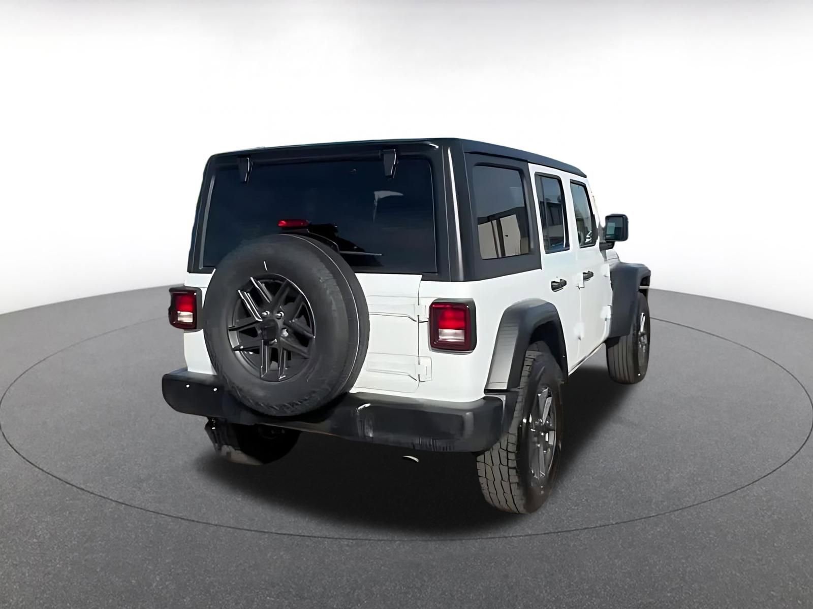 Thumbnail: 2025 Jeep Wrangler - 12